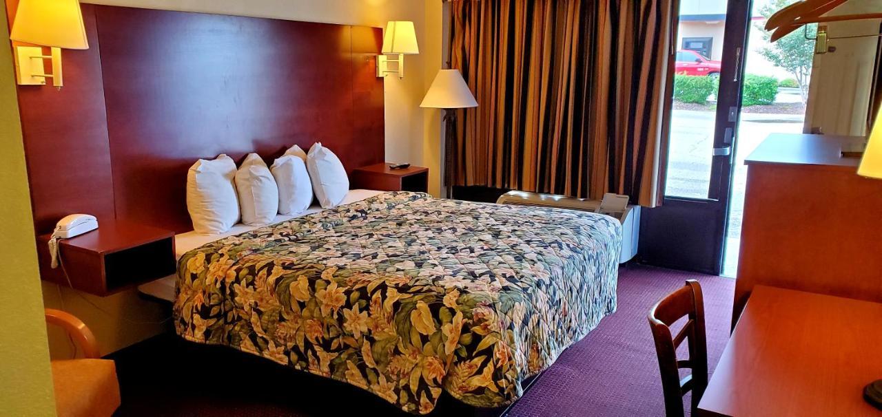 Conway Express Inn Екстер'єр фото